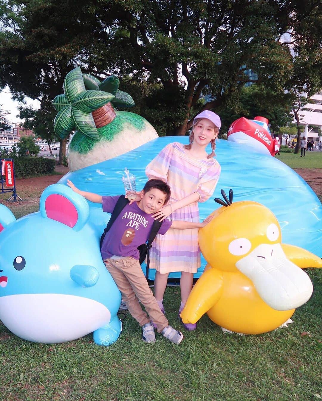 Etsuna otsukAさんのインスタグラム写真 - (Etsuna otsukAInstagram)「横浜【みなとみらい駅】に「ピカチュウ大量発生チュウ！ 2019」8月6日よりスタート！⚡️ #ピカチュウ大量発生チュウ2019  #ピカチュ #横浜 【みなとみらい駅】⚡️皮卡丘⚡️大量発生チュウ！横滨皮卡丘主题活动✨两千多只皮卡丘在街头走来走去⚡️⚡️还有皮卡丘水陆巴士坐着坐着就开水里去了🙊太可爱啦！晚上还有皮卡丘show！（みなとみらい駅的出站检票口拍公交卡会冒出“皮卡～丘！”的声音哦🔊萌s啦！ ■ 開催期間： 2019年8月6日（火）～12日（月・振休） 主要なパフォーマンスは、19時頃～21時頃実施 ■ 参加費： 免 费」8月8日 11時32分 - etsunaotsuka