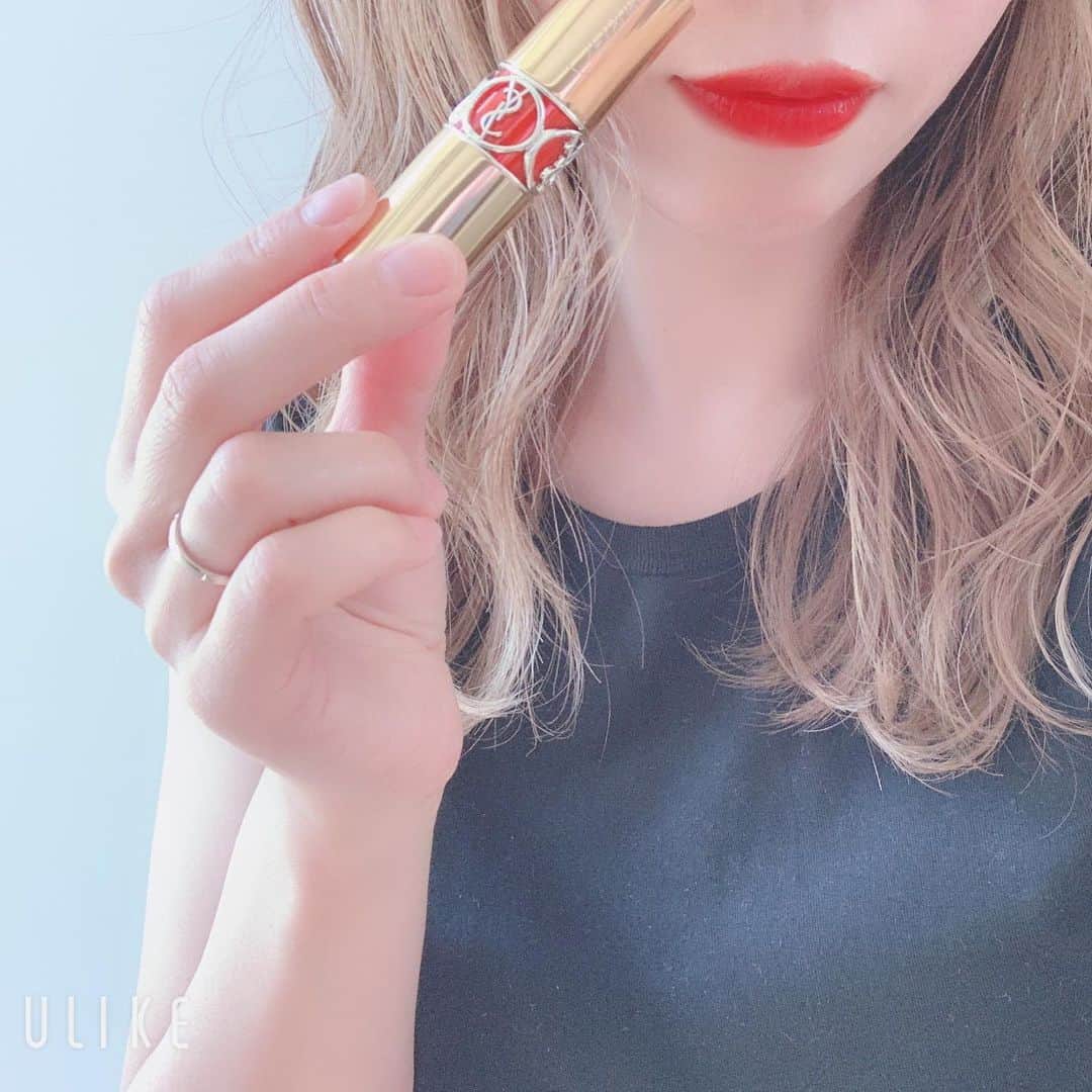 ryuu79hinaのインスタグラム：「#ルージュヴォリュプテシャイン 💄 ・ ・ メイキットバーン 綺麗な赤❤️❤️❤️ ・ ・ ━━━━━━━━━━━━━━━」