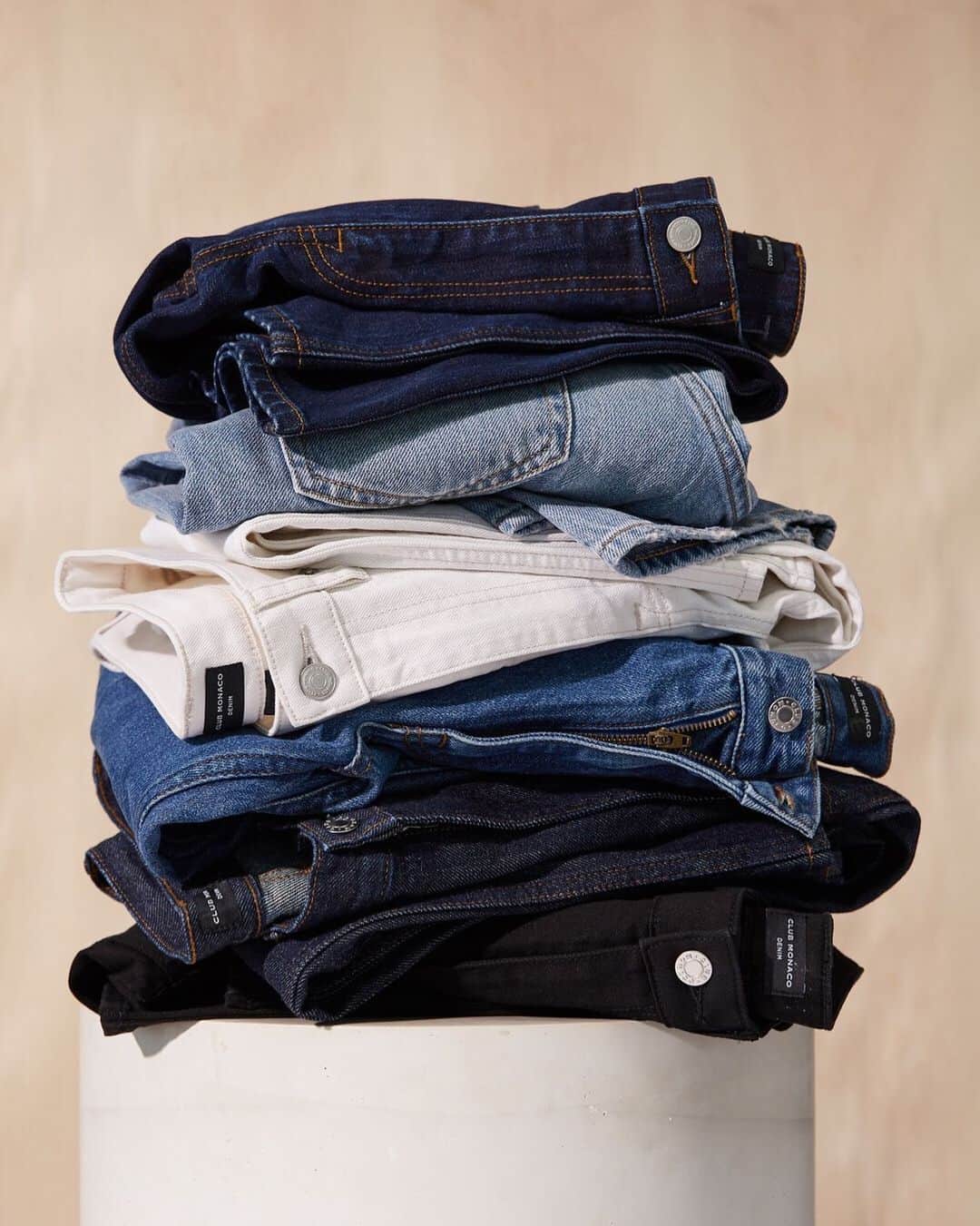 Club Monacoのインスタグラム：「The Denim Capsule: A curated edit of the only jeans you need this season, with feel-good fits and a range of washes. #CMDenim」