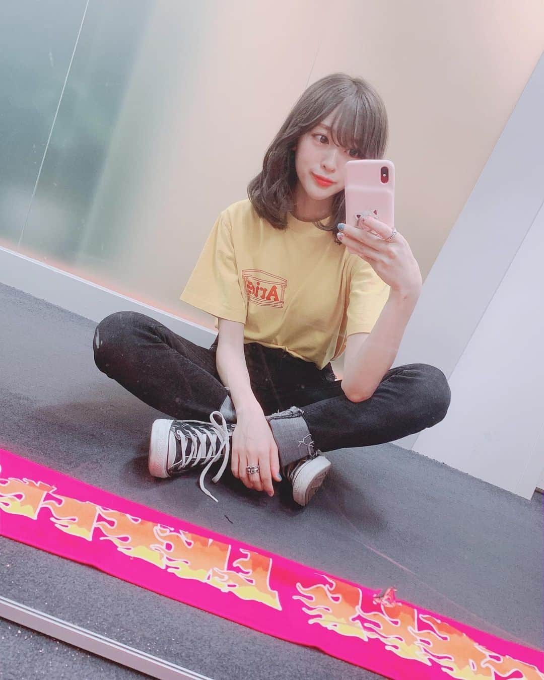 吉田菫さんのインスタグラム写真 - (吉田菫Instagram)「. NEW GOODS！！ ゲットしてね🤘🏻💛 .」8月8日 21時48分 - sumiredooon1228