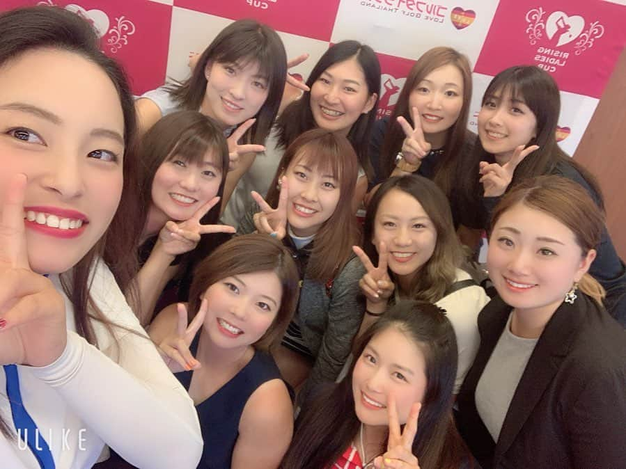 松原果音さんのインスタグラム写真 - (松原果音Instagram)「. 第3回 Golf Thailand ライジングレディースカップ 2019  に参加させていただきました⛳️ 結果は35.36 71でした  この度は#ゴルフタイランド 様 サポーターの皆様ありがとうございました😊 本当に感謝です！  そろそろノーボギーのラウンドしたいな🤣🤣 #ライジングレディースカップ  #ゴルフタイランド  #GolfThailand #アストンマーチン #ゴルフ#ゴルフ女子#ゴルフレッスン#プロゴルファー#zaap#zaapfamily」8月8日 21時57分 - kanonmatsubara1