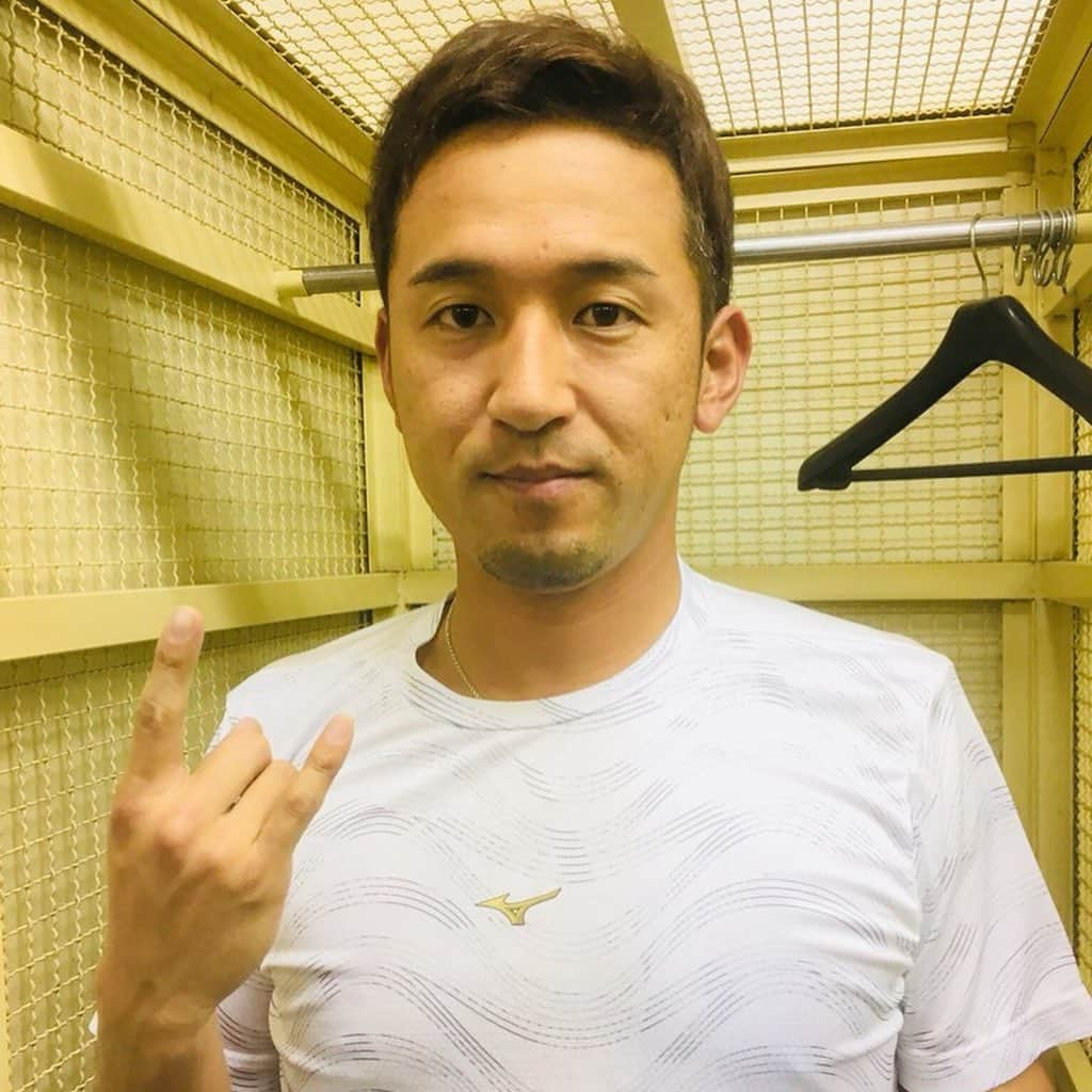 オリックス・バファローズさんのインスタグラム写真 - (オリックス・バファローズInstagram)「#張奕 #プロ初先発初勝利！ #6回を2安打1失点の好投！ #ロメロ #先制タイムリーを含む3安打2打点1HR！ #モヤ #5号ソロHRを放つ！ #アベックHR！ #小島脩平 #9回貴重な2点タイムリーを放つ！ #張攻撃的！！ #Bs2019 #buffaloes #baseball #ORIX #プロ野球」8月8日 22時01分 - orix_buffaloes