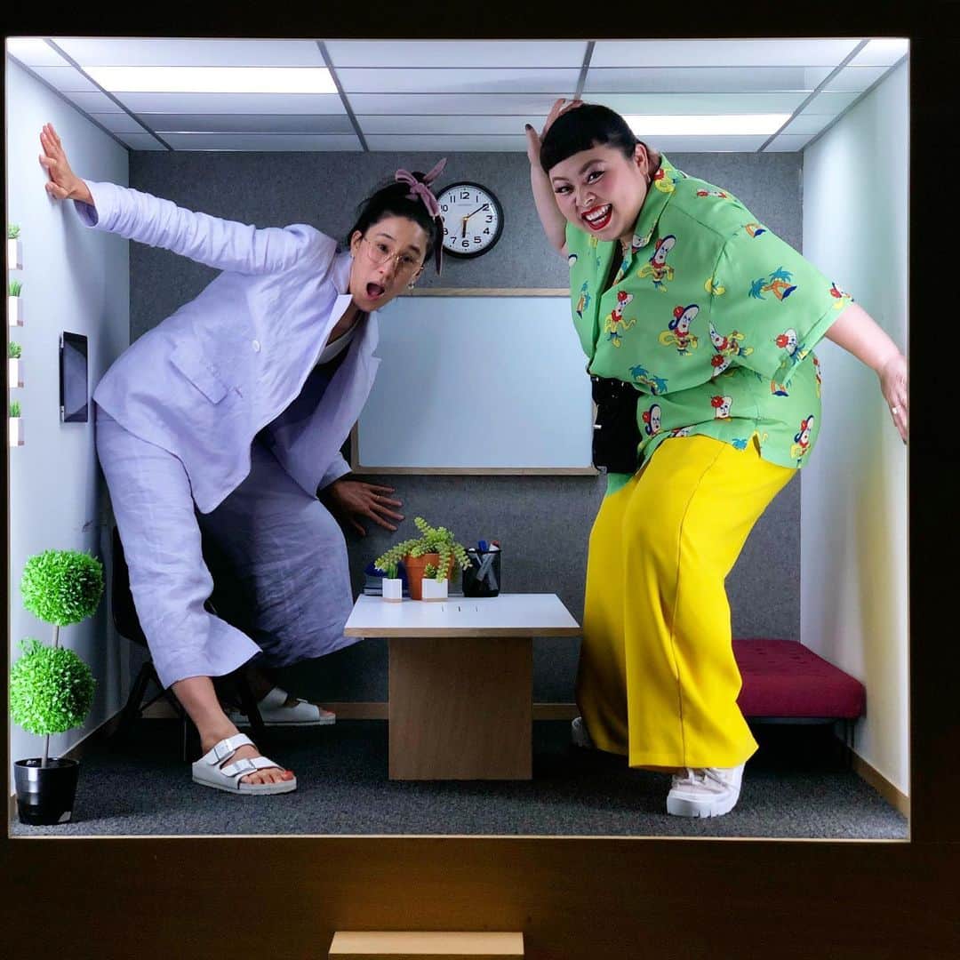 稲木ジョージのインスタグラム：「This pic is too adorable 🤣🤣🤣🤣」