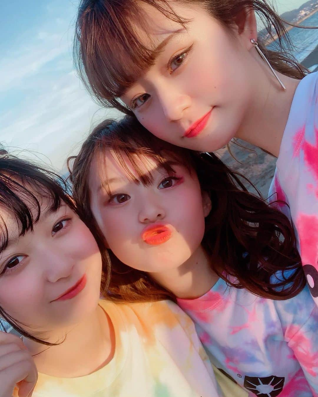 かれんさんのインスタグラム写真 - (かれんInstagram)「今日はありがとうございました‼︎ 最高の夏の思い出になりました（ ; ; ） ランウェイもすごく盛り上がったし，ミーグリも何度も並んでくださる方もいて，すごく嬉しかったし，いい経験になりました‼︎ 関係者の方々，会いに来てくださった方々，ありがとうございました😊  #超夏休み」8月8日 22時37分 - _karen_0213_