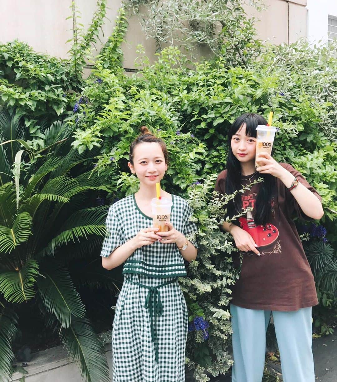 小川暖奈のインスタグラム：「作家さんからの稽古の合間のご褒美タピオカが  もっちゃりもっちゃり ねっちりねっちり  しててとっても美味しかったです●●● . #メゾンドオオカミ まであと4日！ オムニバスの二人芝居。 きてね！置きチケできるよ！ ※詳細は2枚目→」