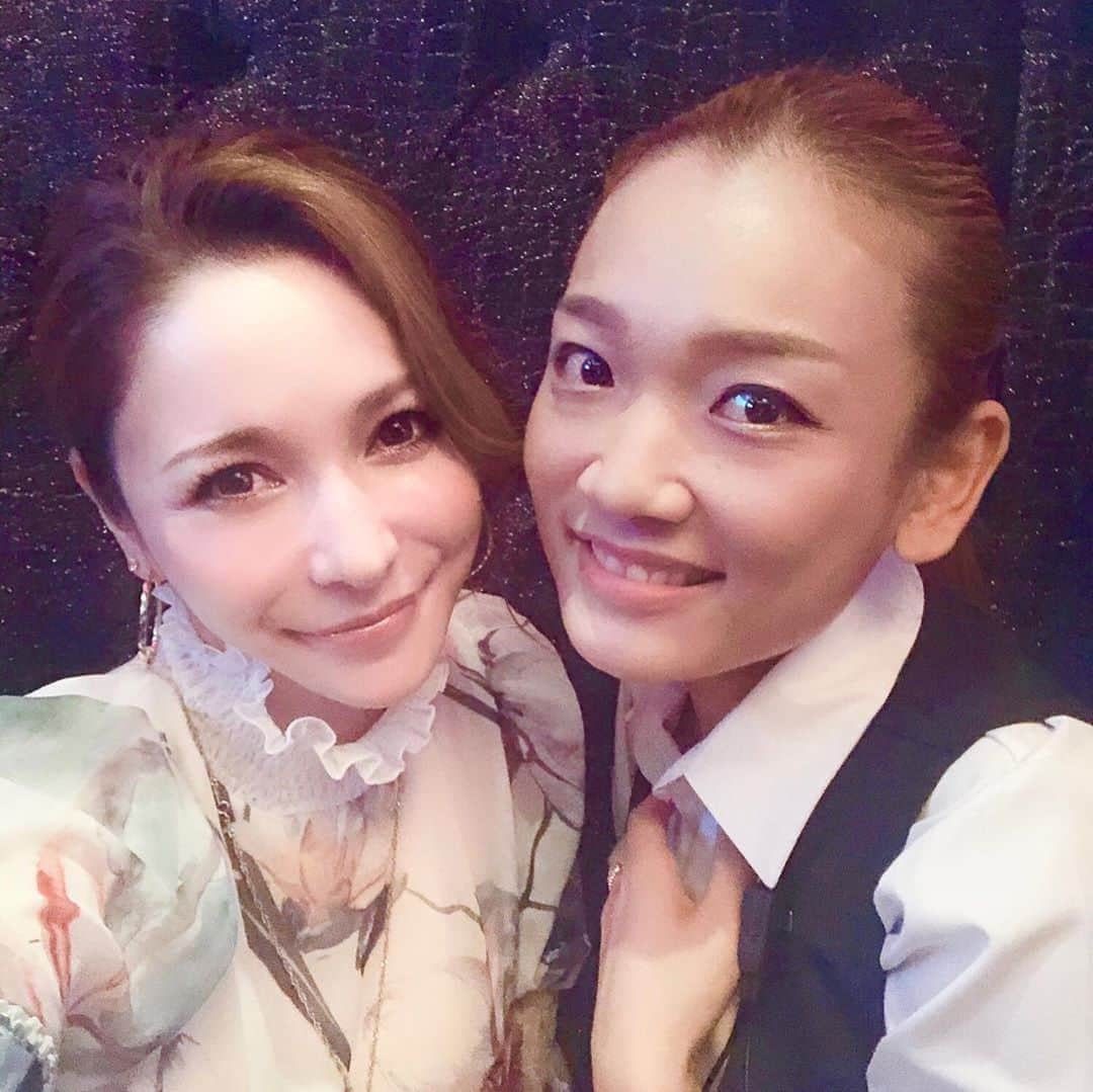 藤井リナさんのインスタグラム写真 - (藤井リナInstagram)「遅ればせながら ありがとう❤️ #thankyou #happy #birthday #love #you #bff 微博:@藤井莉娜LenaFujii #lenafujii #fujiilena #藤井リナ #藤井莉娜」8月8日 14時47分 - lenafujii0702