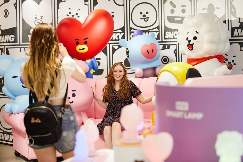 BT21 Stars of tomorrow, UNIVERSTAR!さんのインスタグラム写真 - (BT21 Stars of tomorrow, UNIVERSTAR!Instagram)「1, 2, 3 📸 .  FIND OUT MORE 🔍 LINK IN BIO . 📍 437, Gangnam-daero, Seocho-gu, Seoul  #THANKYOU #LOVEYOU #TakeMeToGangnam #MeetInGangnam #LINEFRIENDSSTORE #GANGNAM #BT21」8月8日 15時14分 - bt21_official