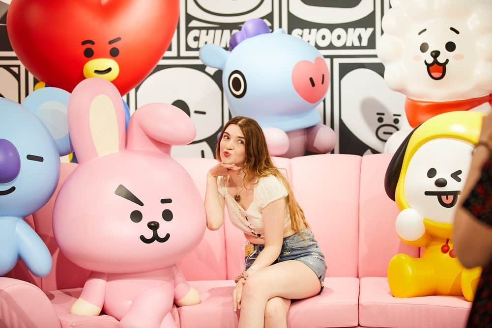 BT21 Stars of tomorrow, UNIVERSTAR!のインスタグラム