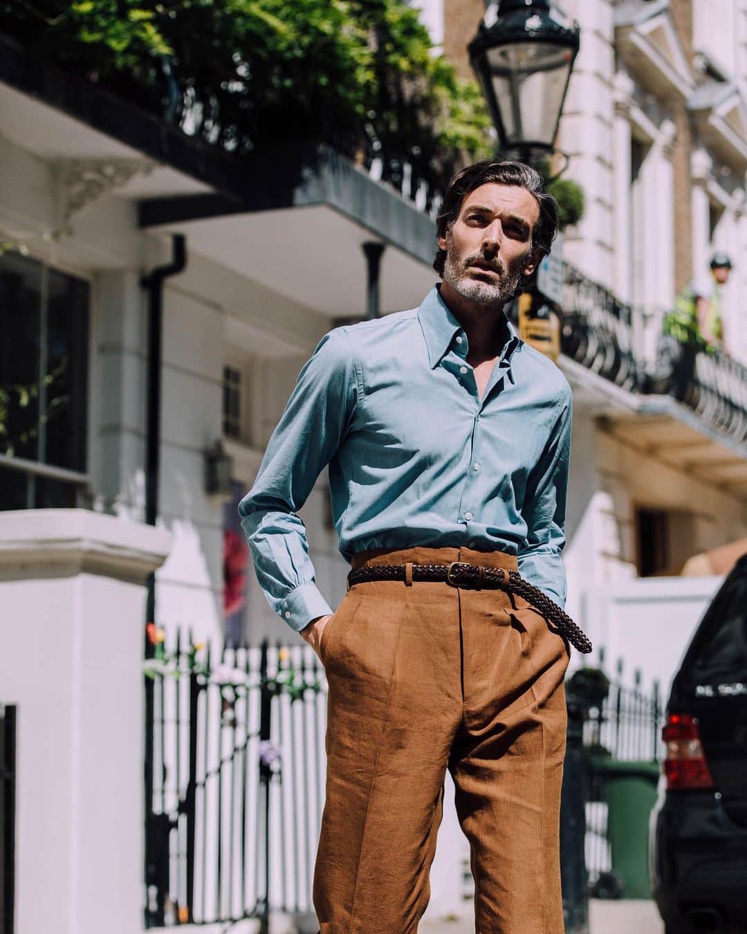 のインスタグラム：「Our denim concealed button-down shirt, featured in our seasonal sale paired with our tobacco linen Hollywood trousers. Visit our online store to shop both pieces, link in our bio. Modelled by @richardbiedul, shot by @jkf_man. . #EdwardSexton #SS19 #Collection #DenimShirt #LinenTrousers #Luxury #Tailoring #Menswear #BritishStyle #TheSextonLook」