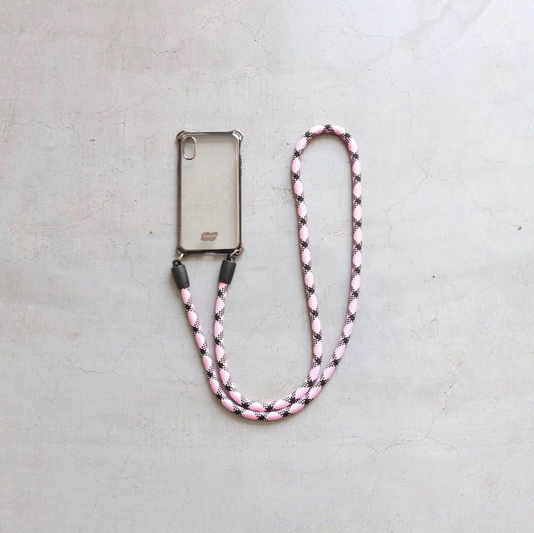wonder_mountain_irieさんのインスタグラム写真 - (wonder_mountain_irieInstagram)「_ EPM / イーピーエム "YOSEMITE MOBILE STRAP for iPhone" ￥7,344- _ 〈online store / @digital_mountain〉 http://www.digital-mountain.net/shopbrand/epm/ _ 【オンラインストア#DigitalMountain へのご注文】 *24時間受付 *15時までのご注文で即日発送 *1万円以上ご購入で送料無料 tel：084-973-8204 _ We can send your order overseas. Accepted payment method is by PayPal or credit card only. (AMEX is not accepted)  Ordering procedure details can be found here. >>http://www.digital-mountain.net/html/page56.html _ #EPM / #イーピーエム #YOSEMITEMOBILESTRAP #ヨセミテモバイルストラップ #iPhoneケース _ 本店：#WonderMountain  blog>> http://wm.digital-mountain.info/blog/20190711/ _ 〒720-0044  広島県福山市笠岡町4-18  JR 「#福山駅」より徒歩10分 (12:00 - 19:00 水曜定休) #ワンダーマウンテン #japan #hiroshima #福山 #福山市 #尾道 #倉敷 #鞆の浦 近く _ 系列店：@hacbywondermountain _」8月8日 16時13分 - wonder_mountain_