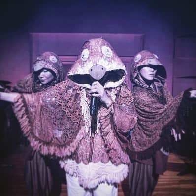 KOKIAのインスタグラム：「I’m in a owl costume. Follow me. I’ll take you to the magical world! #tokyo #japan #japon #kokia #photography #歌手 #コキア #insta #art #beautiful #picoftheday #follow #女性 #ソングライター #photooftheday #woman #jmusic #ボーカリスト #singer #songwriter #jpop #vocalist #voice #声 #ライブ #live #綺麗 #日本 #forest  photo: @ph_oto_jp」