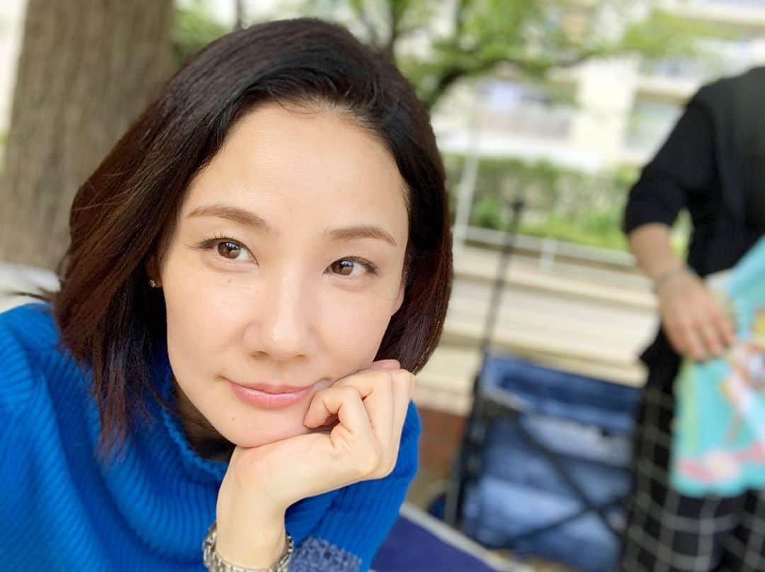 吉田羊さんのインスタグラム写真 - (吉田羊Instagram)「本日解禁です。  10月クール 火曜夜9時 「まだ結婚できない男」 に出演させて頂きます。  検察は何度もやったけれど 弁護士役って意外と初？（←聞く）  現在、秋冬のニットを着て撮影中。  皆さま、 応援よろしくお願いいたします。  #吉山まどか #涼しい顔してナイアガラ」8月8日 16時24分 - yoshidayoh_official