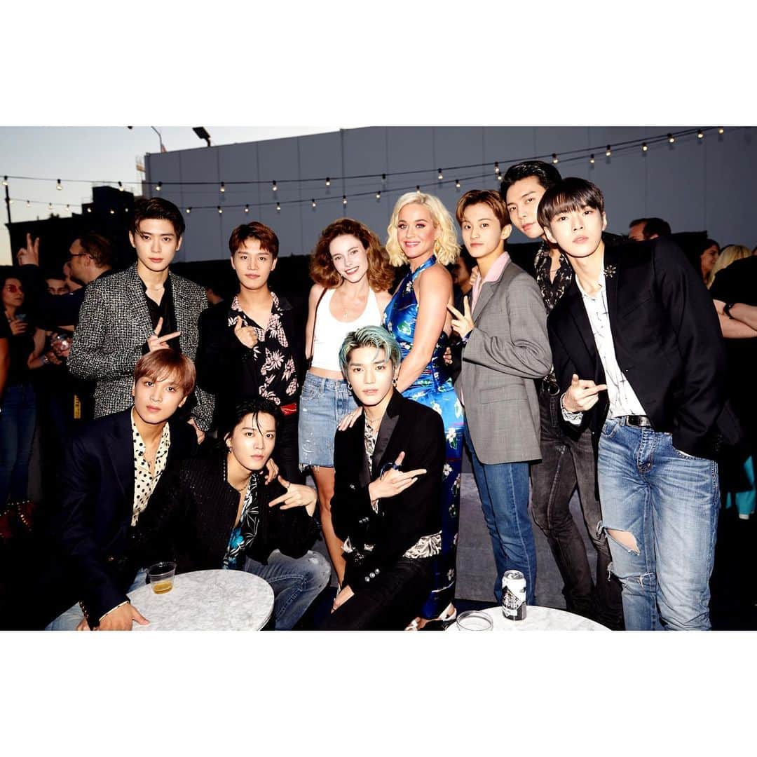 NCT 127さんのインスタグラム写真 - (NCT 127Instagram)「Incredible night at Capitol Congress. Absolutely enjoyed meeting you both 🤗 @katyperry @cynthialovely @capitolrecords  #NCT127 #NCT #CMG #CapitolCongress」8月8日 16時46分 - nct127