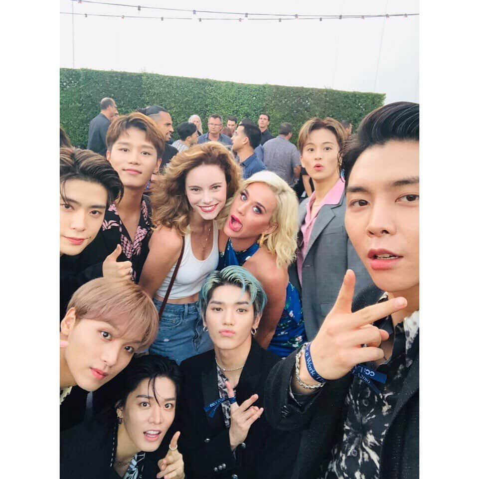 NCT 127さんのインスタグラム写真 - (NCT 127Instagram)「Incredible night at Capitol Congress. Absolutely enjoyed meeting you both 🤗 @katyperry @cynthialovely @capitolrecords  #NCT127 #NCT #CMG #CapitolCongress」8月8日 16時46分 - nct127