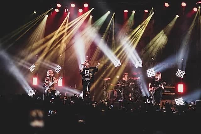 ONE OK ROCK WORLDさんのインスタグラム写真 - (ONE OK ROCK WORLDInstagram)「■ 7/23にアナハイムで行われたライブの写真が以下のサイトに沢山アップされている。是非ともチェックして! (ストーリーのリンクからも飛べます) →https://www.briquesmagazine.com/one-ok-rock - □07/23/19 @hobanaheim , CA Look this amazing photo gallary!! . 📸: @ceolphotography for @briquesmagazine (You can access via our story, too.) → https://www.briquesmagazine.com/one-ok-rock - #oneokrockofficial #10969taka #toru_10969 #tomo_10969 #ryota_0809 #fueledbyramen #eyeofthestorm」8月8日 16時53分 - oneokrockworld