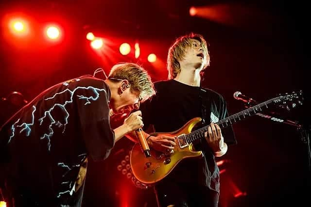 ONE OK ROCK WORLDさんのインスタグラム写真 - (ONE OK ROCK WORLDInstagram)「■ 7/23にアナハイムで行われたライブの写真が以下のサイトに沢山アップされている。是非ともチェックして! (ストーリーのリンクからも飛べます) →https://www.briquesmagazine.com/one-ok-rock - □07/23/19 @hobanaheim , CA Look this amazing photo gallary!! . 📸: @ceolphotography for @briquesmagazine (You can access via our story, too.) → https://www.briquesmagazine.com/one-ok-rock - #oneokrockofficial #10969taka #toru_10969 #tomo_10969 #ryota_0809 #fueledbyramen #eyeofthestorm」8月8日 16時53分 - oneokrockworld