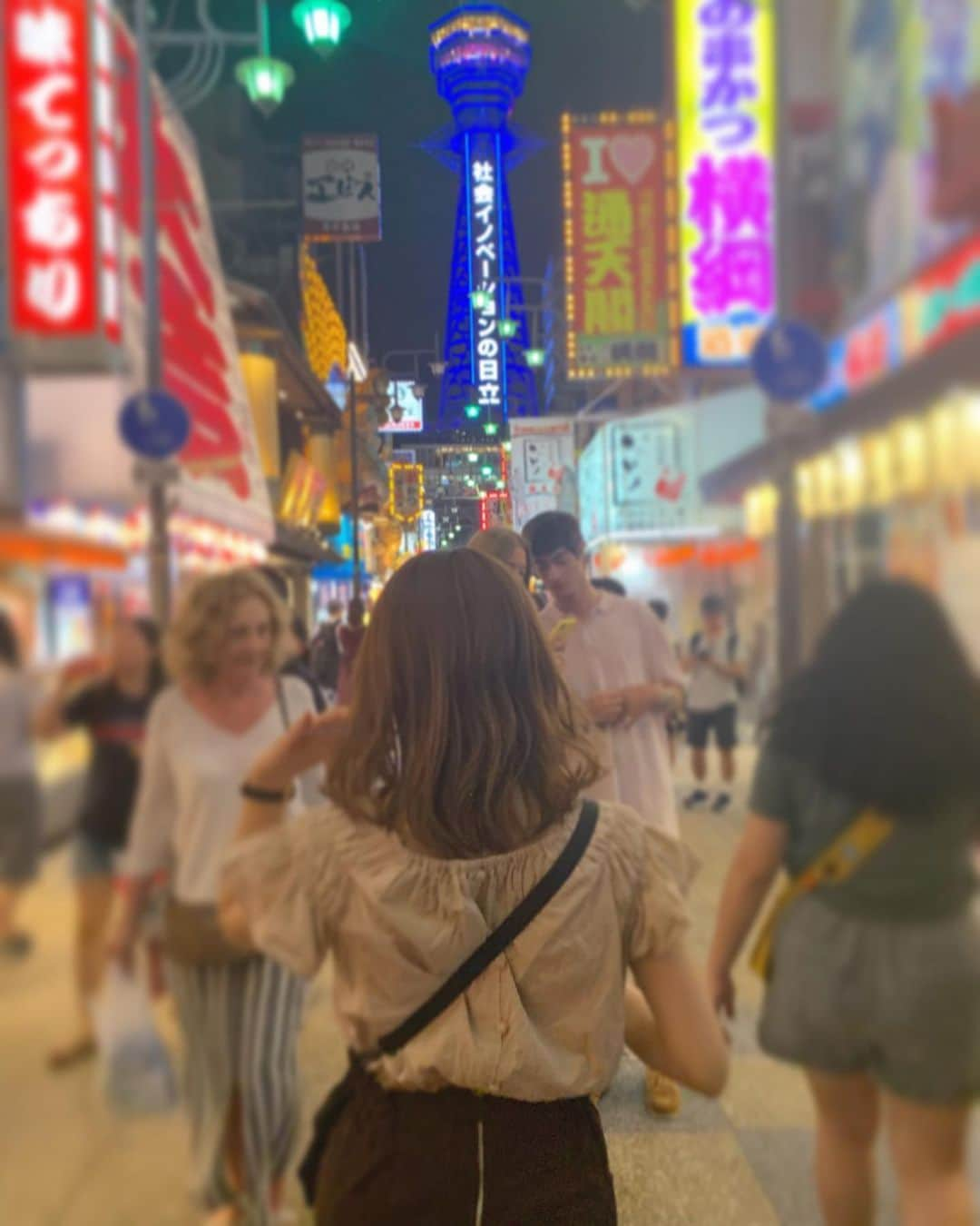 浜崎香帆さんのインスタグラム写真 - (浜崎香帆Instagram)「Tsutenkaku-ku-ku-ku!!! 間近で本物の通天閣を見れた😆  #大阪 #女子旅 #夏休み #通天閣」8月8日 17時09分 - kaho_hamasaki_tpd