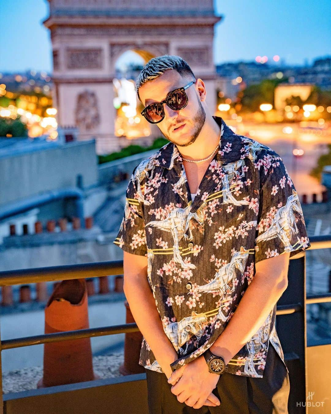 ウブロさんのインスタグラム写真 - (ウブロInstagram)「Simply sensational! Our #HublotAmbassador french DJ and producer @djsnake has released his new album «Carte Blanche». Congratulations!」8月8日 17時23分 - hublot