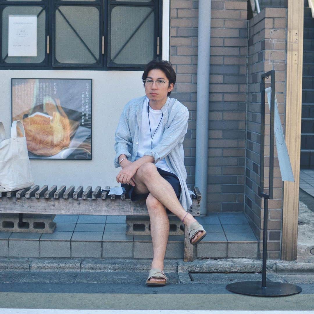 yukiのインスタグラム：「ゆうさんとうどん食ってかき氷を食べやした comoliのシルクシャツかっけえな」