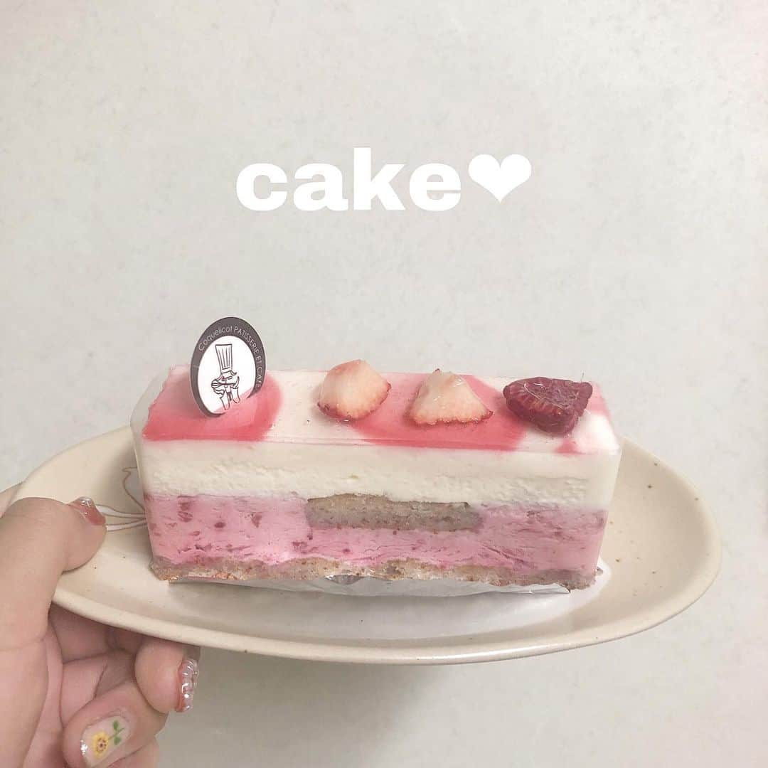 中野愛理さんのインスタグラム写真 - (中野愛理Instagram)「ㅤㅤㅤㅤㅤㅤㅤㅤㅤㅤㅤㅤ ㅤㅤㅤㅤㅤㅤㅤㅤㅤㅤㅤㅤ #cake #strawberry #instafood  ㅤㅤㅤㅤㅤㅤㅤㅤㅤㅤㅤㅤ」8月8日 23時17分 - airi_nakano_