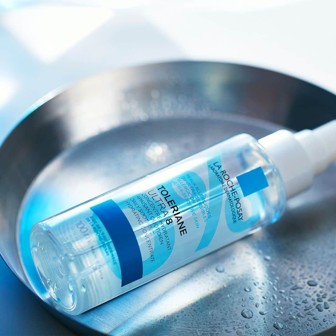 LA ROCHE-POSAY JAPAN ラロッシュポゼさんのインスタグラム写真 - (LA ROCHE-POSAY JAPAN ラロッシュポゼInstagram)「. ＼新保湿化粧水が本日より先行発売 💙 ／ . 新保湿化粧水「トレリアン ウルトラ８ モイストバリアミスト」の先行発売が本日より開始しております。(Plaza公式にて45mL・100mL/ラ ロッシュ ポゼ公式サイトにて45mL) . 敏感肌の２大肌悩み＆原因である「乾燥」と「大気中微粒子」をダブルでケアする保湿化粧水 🌟 . 敏感肌を第一に考え、厳選された8つの成分のみを配合＆雑菌が混入しにくいミストタイプのパッケージを採用しました。 . べたつかず保湿する使用感も好評の製品です 👍 . 価格は税抜45mL(1,000円)、100mL(2,200円)です。是非お試しくださいね♪ . #ラロッシュポゼ #乾燥肌 #敏感肌 #低刺激設計 #敏感肌コスメ #スキンケア #ドクターズコスメ #トレリアンウルトラ8 #トレリアンウルトラ8モイストバリアミスト #新製品 #新発売 #先行発売」8月8日 17時59分 - larocheposayjp