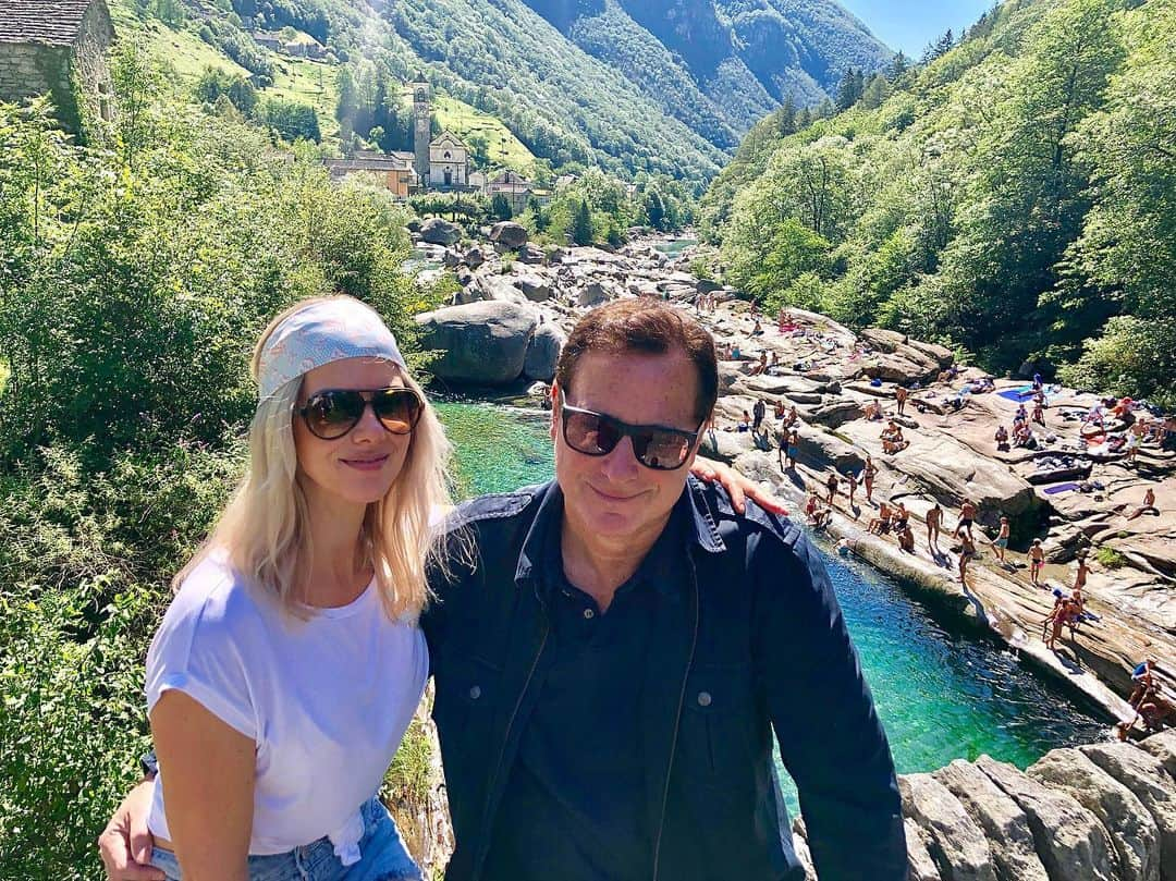 ボブ・サゲットさんのインスタグラム写真 - (ボブ・サゲットInstagram)「My wife and I, @eattravelrock (that’s her legal name now) enjoying the beauty that is the Verzasca Valley in amazing Switzerland. And yes, that’s tons of people sunbathing under the bridge we’re sitting on. They were so hot. I don’t mean “hot,” I mean overheated. So pretty. And the valley is too. #iloveswitzerland @ticinoturismo @ascona_locarno @myswitzerland」8月8日 18時59分 - bobsaget