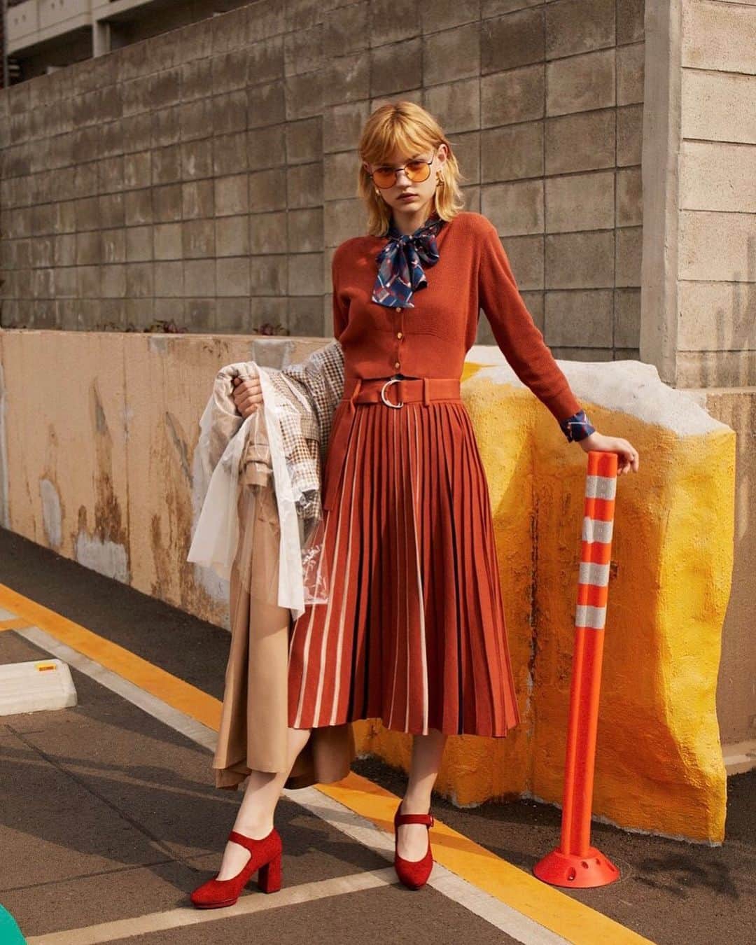 REDYAZELさんのインスタグラム写真 - (REDYAZELInstagram)「REDYAZEL 2019 AUTUMN COLLECTION﻿ ——————————————————————— ✔️3 PIECE SET ¥13,000+TAX﻿﻿ (TOPS+CARDIGAN+SKIRT) →NOW ON SALE ﻿ ✔️BLOUSE ¥6,990+TAX →NOW ON SALE﻿ ﻿﻿ ✔️EARRINGS ¥1,990+TAX﻿﻿ →COMING AT THE END OF AUGUST﻿ ﻿ ﻿ ✔️SUNGLASSES ¥1,990+TAX﻿﻿ →COMING AT THE END OF AUGUST﻿ ﻿ ✔️PUMPS ¥11,000﻿+TAX →NOW ON SALE ﻿ #REDYAZEL #レディアゼル」8月8日 19時19分 - redyazel