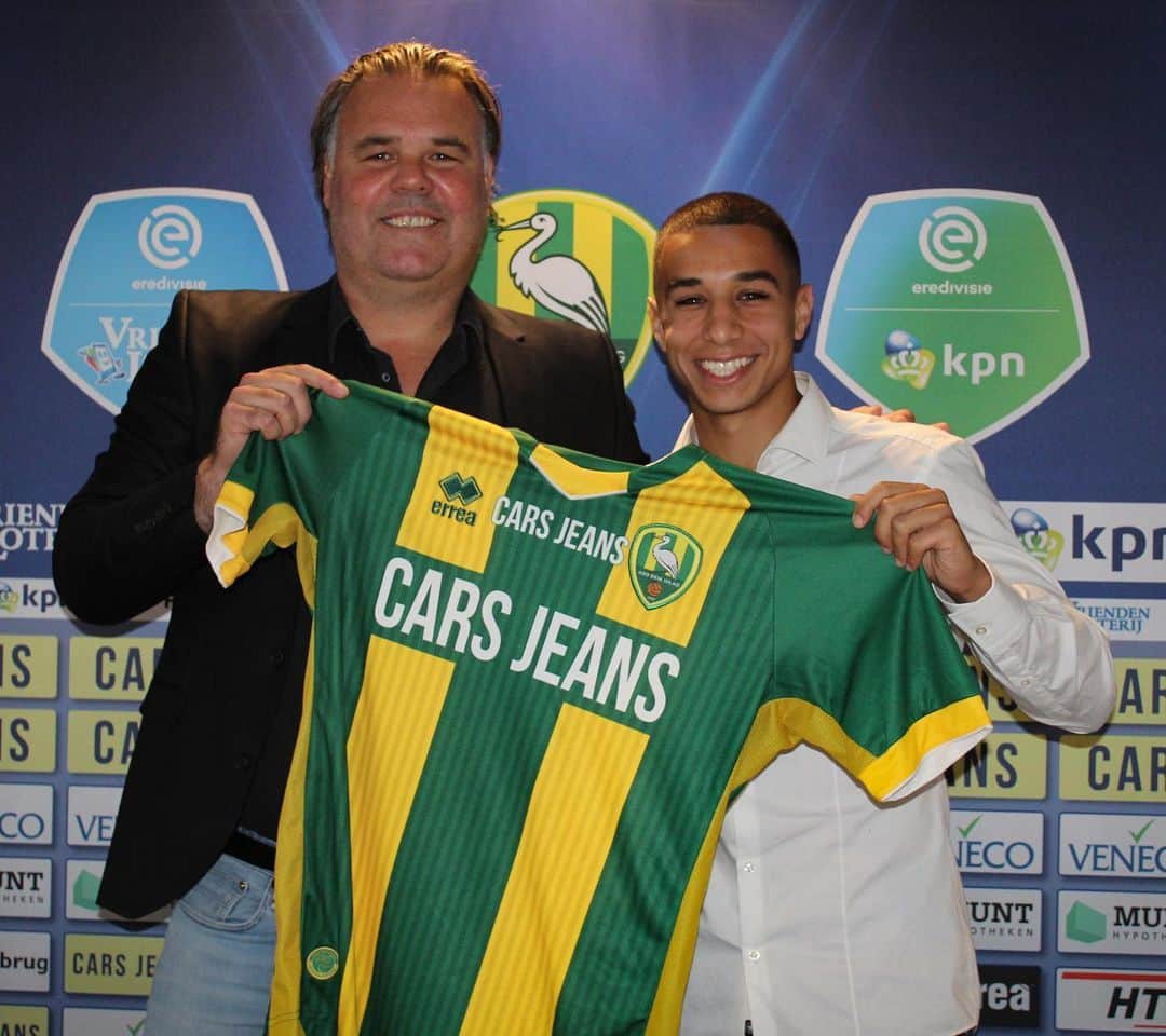 ADOデン・ハーグさんのインスタグラム写真 - (ADOデン・ハーグInstagram)「😃 #WelkomBilal」8月8日 20時01分 - adodenhaag