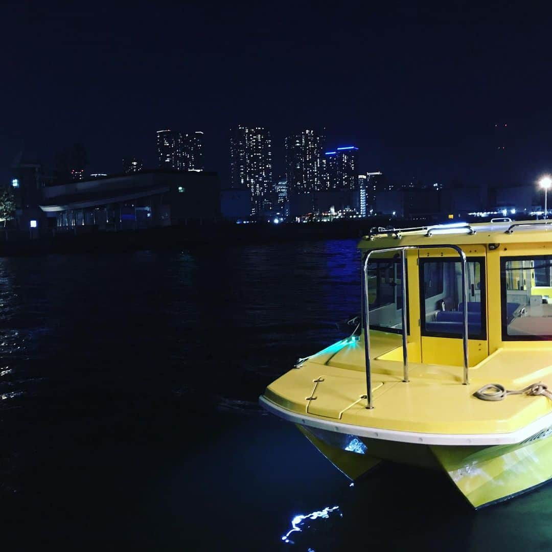 TOKYO WATER TAXIさんのインスタグラム写真 - (TOKYO WATER TAXIInstagram)「#Hi-NODE #tokyo #tokyowatertaxi #water #waterfront #watertaxi #rideshare #ride ＃乗り合い #インスタフォローで1区間無料  #blue  #yellow」8月8日 20時09分 - tokyowatertaxi