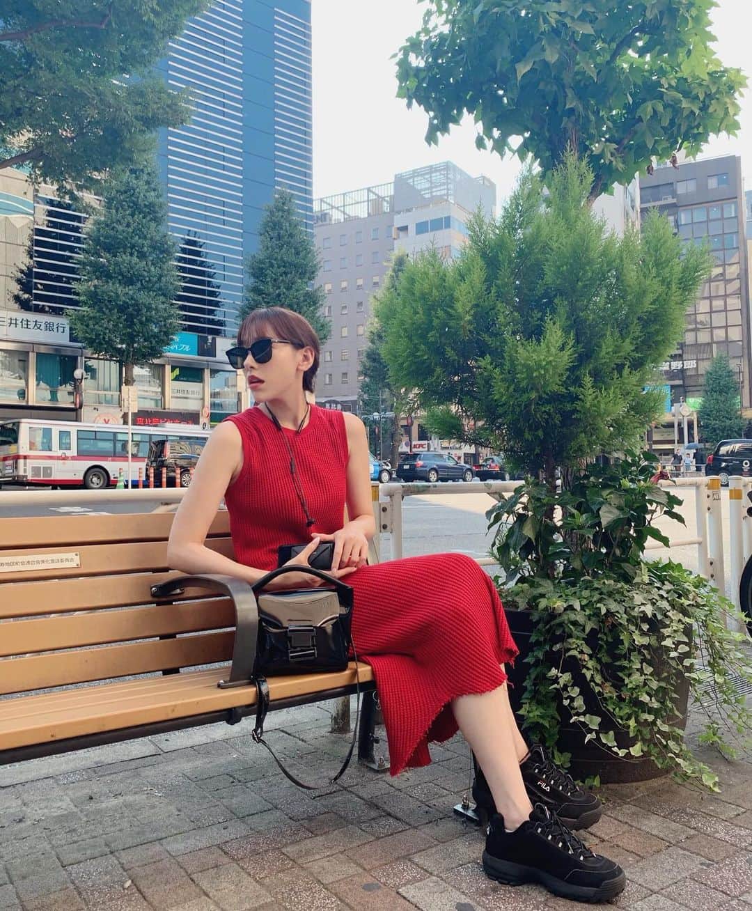 留奥麻依子さんのインスタグラム写真 - (留奥麻依子Instagram)「どんな夏を過ごしてますか？🌞🌴 一度の人生、色々な景色を見たい。 #それにしても暑いね」8月8日 20時17分 - _emu0205_