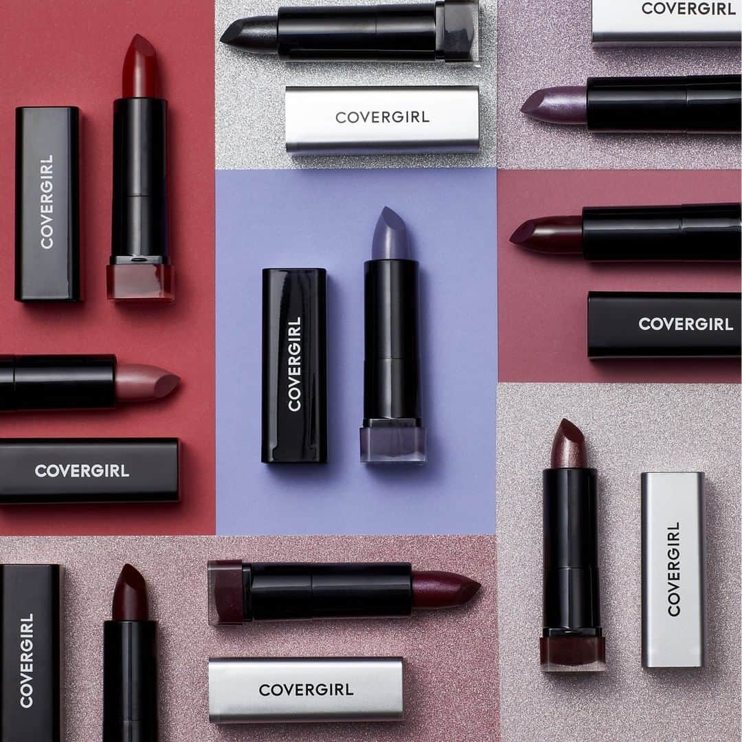 COVERGIRLさんのインスタグラム写真 - (COVERGIRLInstagram)「Which hue are you? 🤔 With #Exhibitionist Lipstick you can rock rich color infused with shea butter in 3 different finishes for all your moods: metallic, demi-matte and cream.💄 #IAmWhatIMakeup #COVERGIRLCrueltyFree #CrueltyFree」8月8日 20時30分 - covergirl