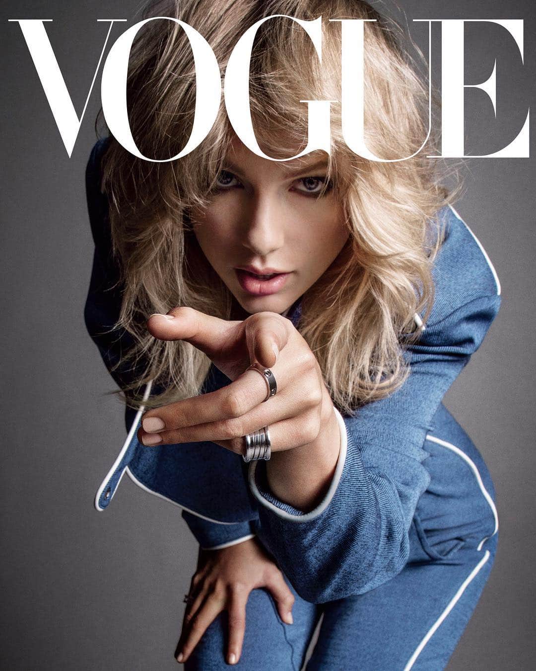 Vogue Runwayさんのインスタグラム写真 - (Vogue RunwayInstagram)「@taylorswift is @voguemagazine’s September issue cover star! Tap the link in our bio for the full profile. Photographed by @inezandvinoodh, styled by @tonnegood, written by @abbyaguirre, Vogue, September 2019.」8月8日 21時18分 - voguerunway