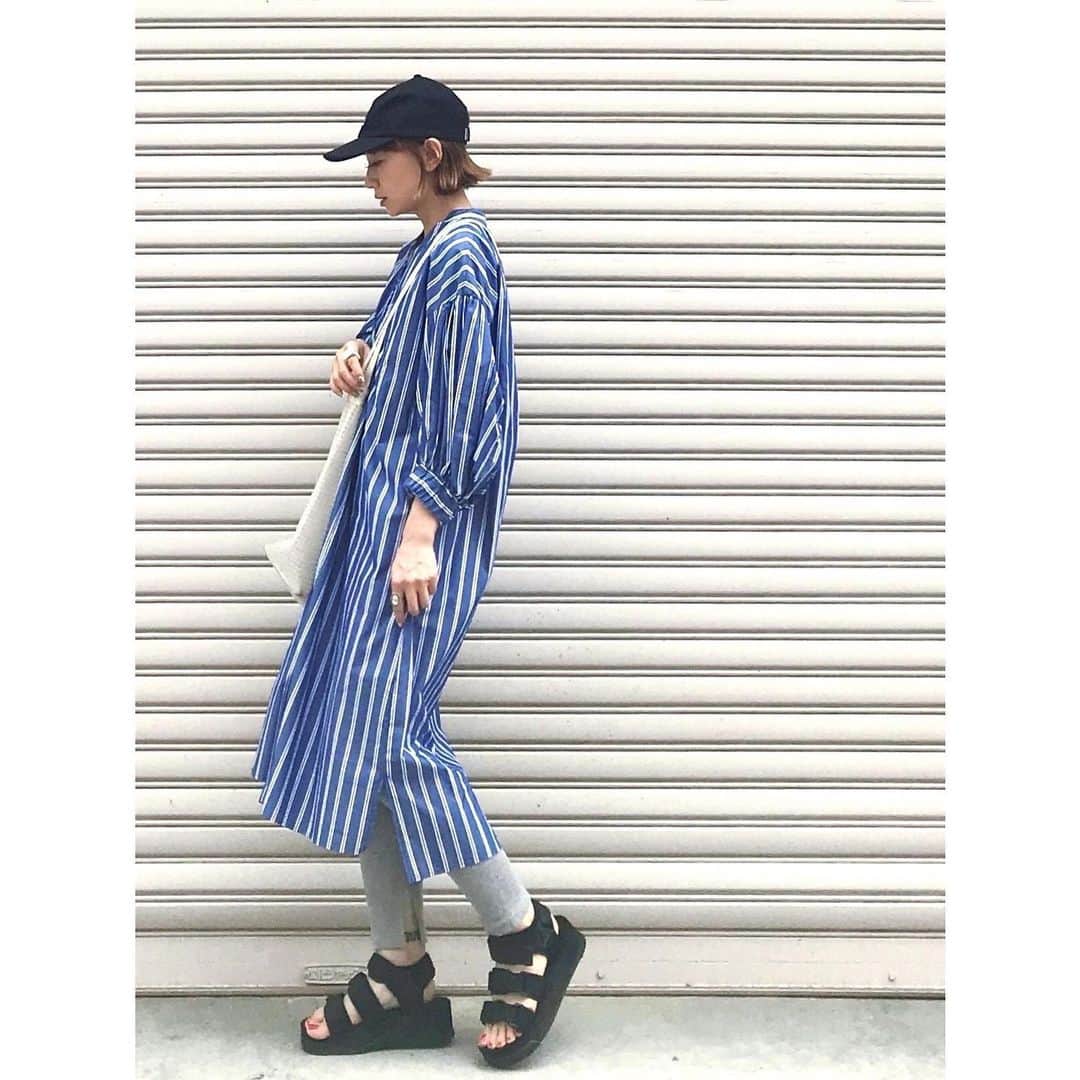 のインスタグラム：「#wear更新 ☝︎ TOPにURL載せてます ．．．．．．✈︎ . . . #code #outfit #ootd . . . 詳しくは#wear で見てね♥︎ wear account → sizu0618 . . . #MINEBY3MOOTD #mamagirl #コーデ #コーディネート #ファッション #今日の服 #今日のコーデ #ママファッション #ママコーデ #ママスタイル #nolleys #ノーリーズ」