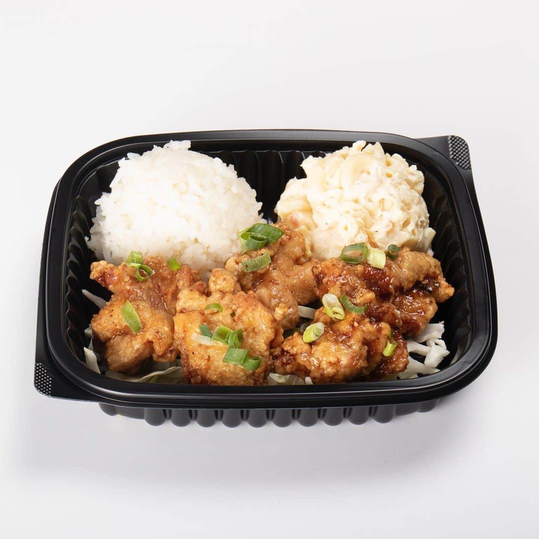 Zippy's Restaurantsさんのインスタグラム写真 - (Zippy's RestaurantsInstagram)「Don't sleep on this limited time deal: Mini Korean Chicken for ONLY $5.99* each plus tax. NO LIMIT on number of plates purchased. Show the coupon on a mobile device (link in bio) or print coupon and present to counter person to redeem offer. Coupon cannot be photocopied. Offer cannot be combined with any other promotional offer or discount cards. Other restrictions may apply. *Neighbor island price $6.49 plus tax. #nextstopzippys」8月9日 7時18分 - zippys