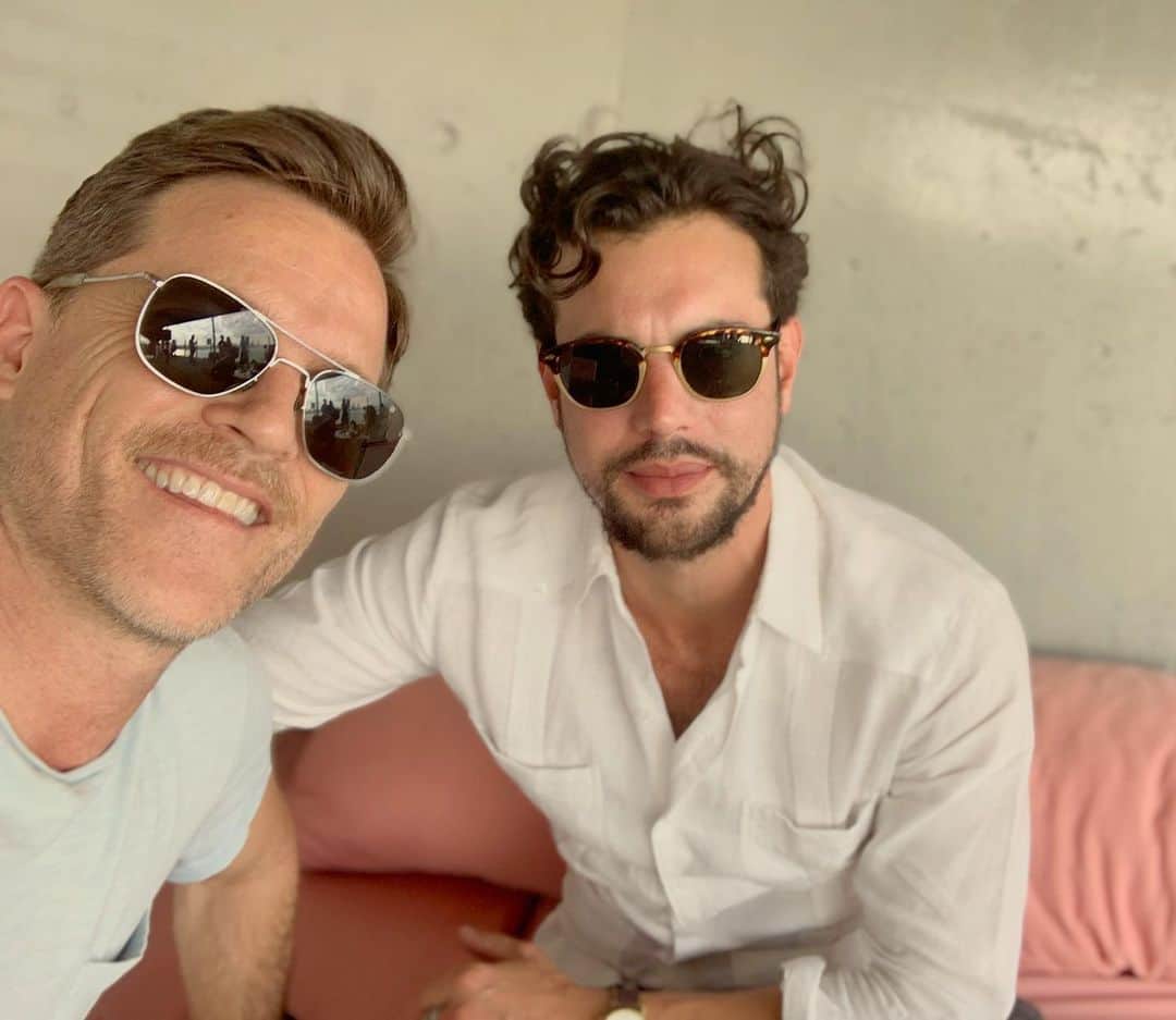 マイケル・ドイルのインスタグラム：「. @theromanoffs reunion part 2 with @juanpacastaneda . Mas por favor.」
