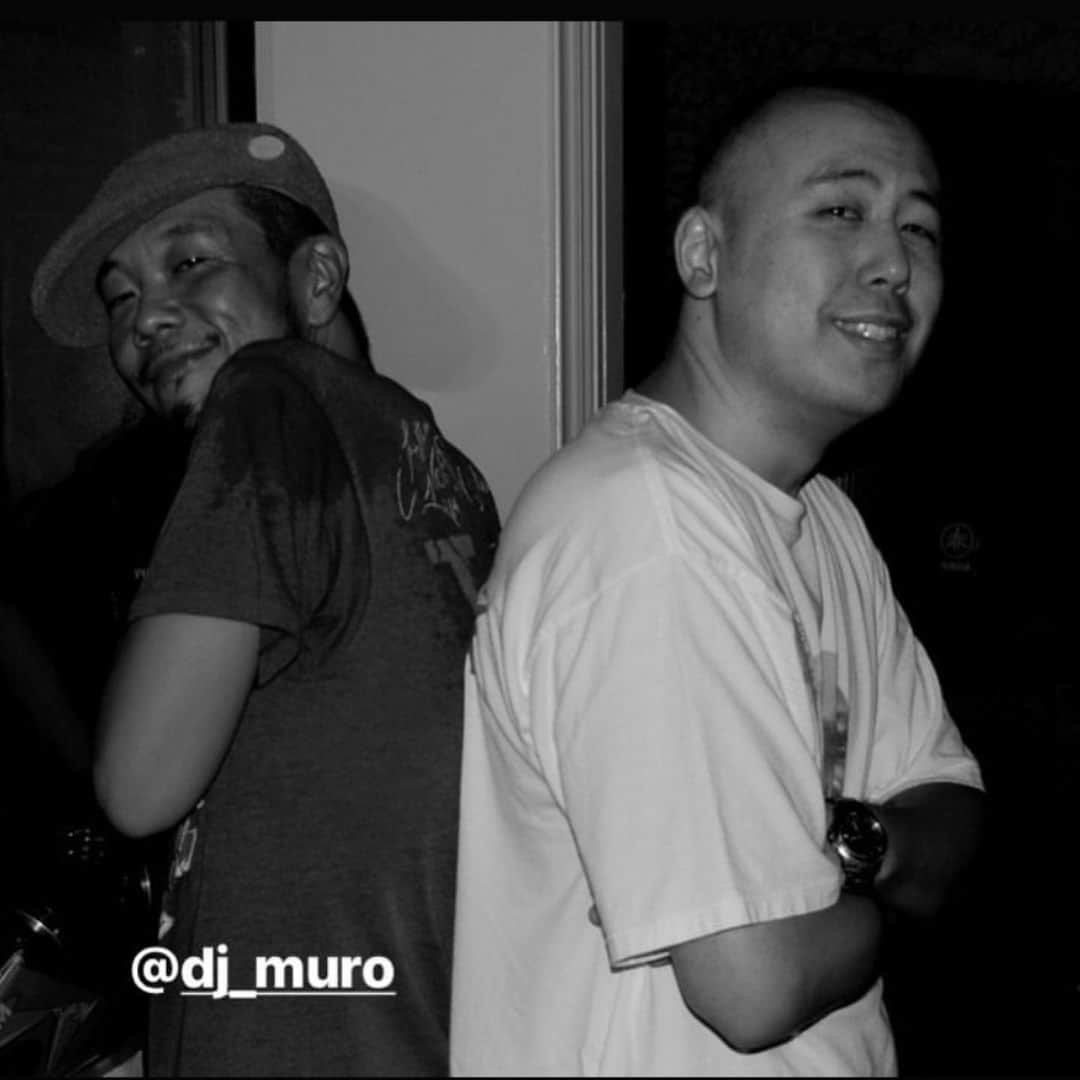 MUROさんのインスタグラム写真 - (MUROInstagram)「おはようございます〜 @chairmanmaonyc  #flashbackfriday #fbf  #2009 #nyc #chairmanmao  #grandgroove #apt」8月9日 7時32分 - dj_muro