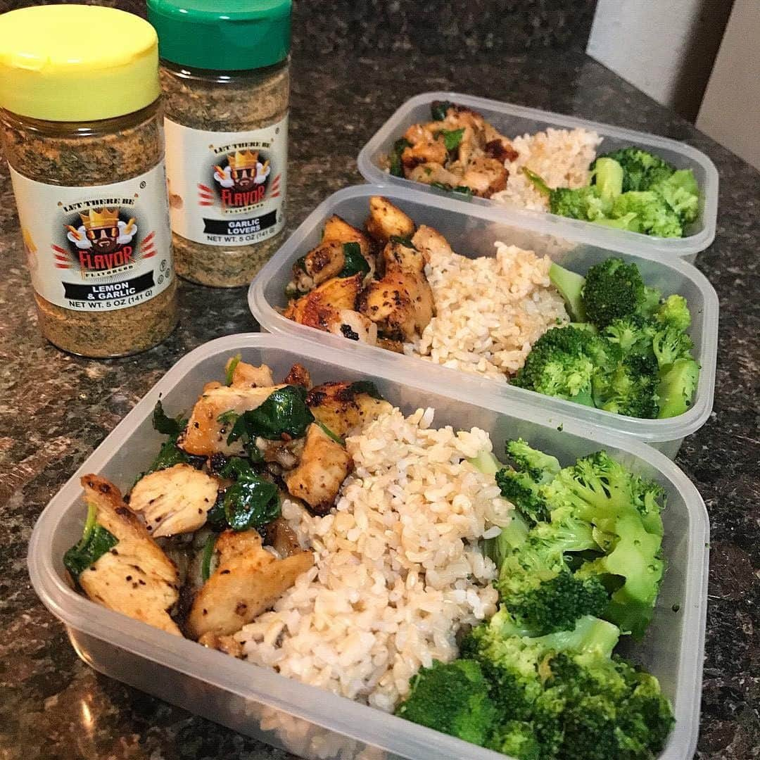 Flavorgod Seasoningsさんのインスタグラム写真 - (Flavorgod SeasoningsInstagram)「MEAL PREP🍱🍱⁠ -⁠ Seasonings Available here ⬇️⁠ Click link in the bio -> @flavorgod⁠ www.flavorgod.com⁠ -⁠ By: @kdub1472⁠ -⁠ Flavor God Seasonings are:⁠ 💥 Zero Calories per Serving ⁠ 🙌 0 Sugar per Serving⁠ 🔥 KETO ⁠ 🌿 VEGAN ⁠ 🥩 Paleo⁠ 🌊 Low salt⁠ 🌱 Gluten Free & Kosher⁠ 🚫 NO MSG 🚫 NO SOY⁠ 🥛 DAIRY FREE *except Ranch ⁠ ☀️ All Natural & Made Fresh⁠ ⏰ Shelf life is 24 months⁠ -⁠ -⁠ #food #foodie #flavorgod #seasonings #glutenfree #keto #paleo #vegan #kosher #breakfast #lunch #dinner #yummy #delicious #foodporn #mealprep ⁠ ⁠ ⁠」8月9日 8時00分 - flavorgod