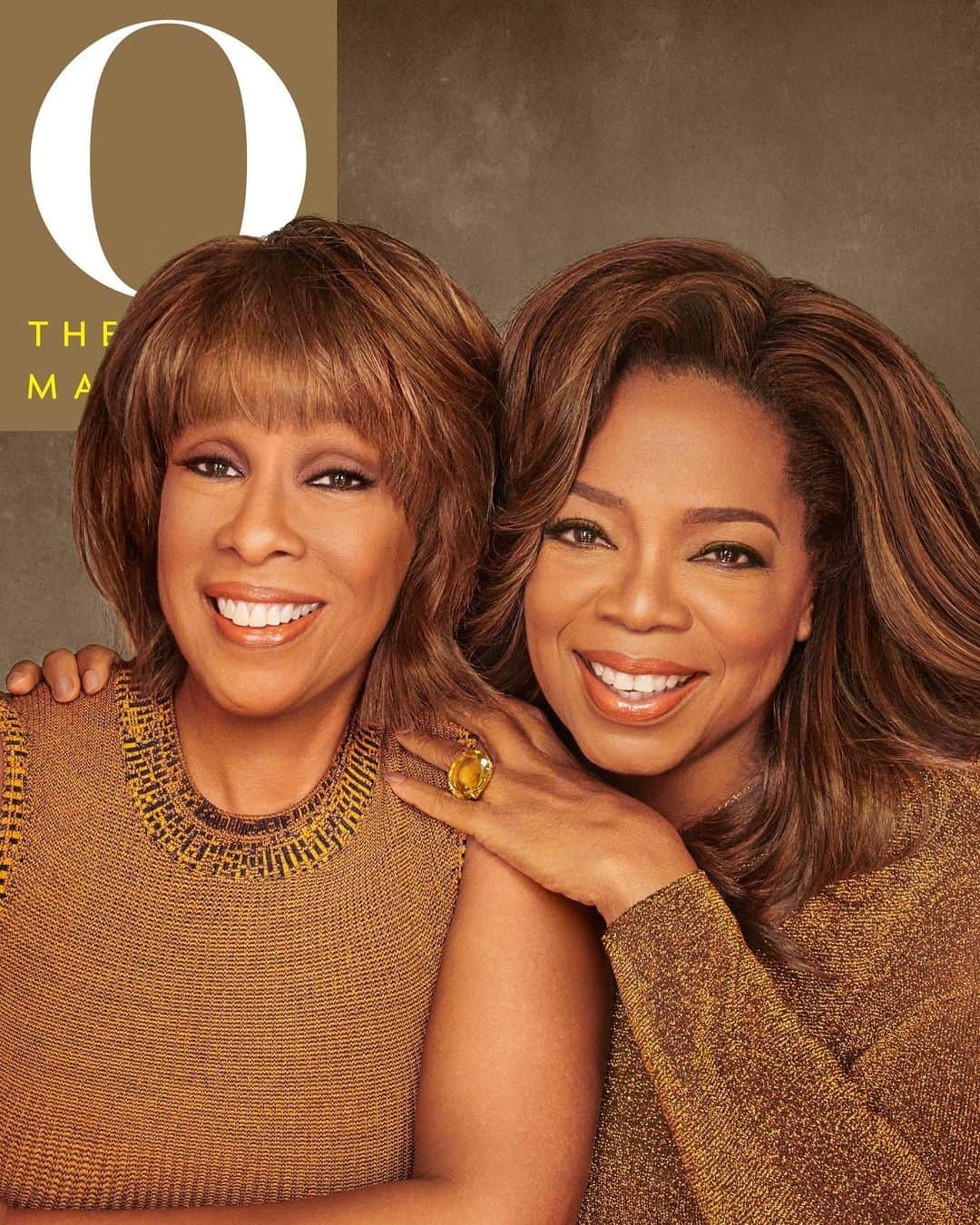 オプラ・ウィンフリーのインスタグラム：「I can’t tell you how many times people have introduced me to their best friends as, “She’s my Gayle.” The reason our friendship has worked for over 40 years, without arguments or fallouts, is that we’ve always been happy with our own lives. A true friend can’t be jealous of you, or want to take advantage of you in any way. Ever since we met in 1976, we’ve been doing the same thing. Listening. Talking. Laughing (a lot). Building dreams. Cheering. Being a shoulder to cry on. Speaking the truth. Being the truth. And now? Posing for our FIRST @oprahmagazine cover for September’s friendship issue. Link in bio for more. 📸: @ruvenafanador」