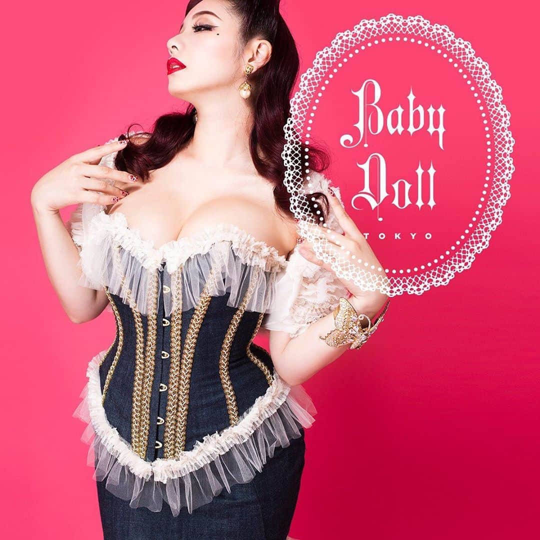 ツナマヨさんのインスタグラム写真 - (ツナマヨInstagram)「* @corset8beauty  @corset8beauty @corset8beauty ♥️ 🎀The best corset shop in Japan 🎀日本最好的紧身胸衣店 🎀일본에서 가장 코르셋 전문점입니다  #corset #corsetdress #コルセットの日 #babydolltokyo  art direct @midorikawa_mirano  hair make @c_creepers  pfoto @chaos_low」8月9日 0時11分 - tunamayo0113