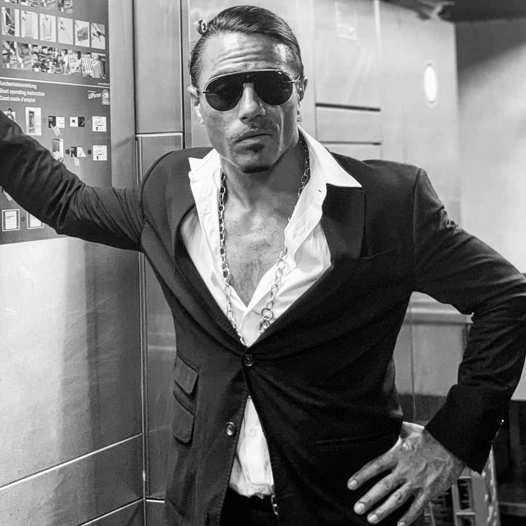 Saltbae（ヌスラット・ガネーシュ）さんのインスタグラム写真 - (Saltbae（ヌスラット・ガネーシュ）Instagram)「#saltbae #salt#saltlife」8月9日 0時19分 - nusr_et