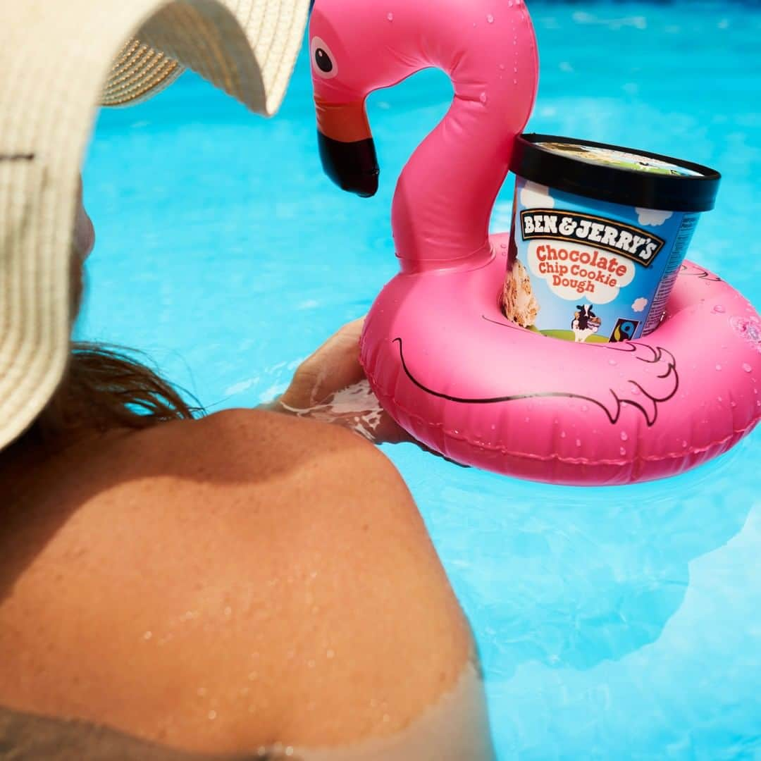 Ben & Jerry'sさんのインスタグラム写真 - (Ben & Jerry'sInstagram)「New summer trend: Pool pints.⁠ ⁠ Find all your summer favorites at the link in our bio!」8月9日 0時30分 - benandjerrys