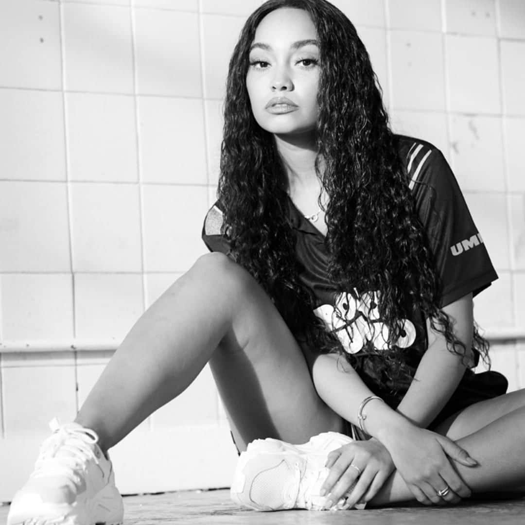 UMBROさんのインスタグラム写真 - (UMBROInstagram)「Throwback to our girl @LeighAnnePinnock rocking the #LeighAnneXUmbro Collection in @Rollacoaster mag. Watch this space for more Leigh-Anne, coming soon...! . . . . . #LeighAnneXUmbro #UmbroProjects #streetstyle #streetwear #womensstreetstyle #lifestyle #womensstyle #lifestyle #shecozy #femyeah #ootd #athleisure #tracksuit #hypebae #wiwt #style #bold #oversized #leighannepinnock」8月9日 1時02分 - umbro