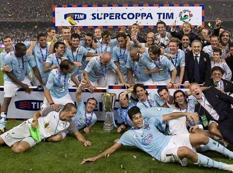 SSラツィオさんのインスタグラム写真 - (SSラツィオInstagram)「🔟 years ago, we defeated @inter 2-1 to win the Italian SuperCup!  #onthisday 🏆  #CMonEagles 🦅」8月9日 1時10分 - official_sslazio