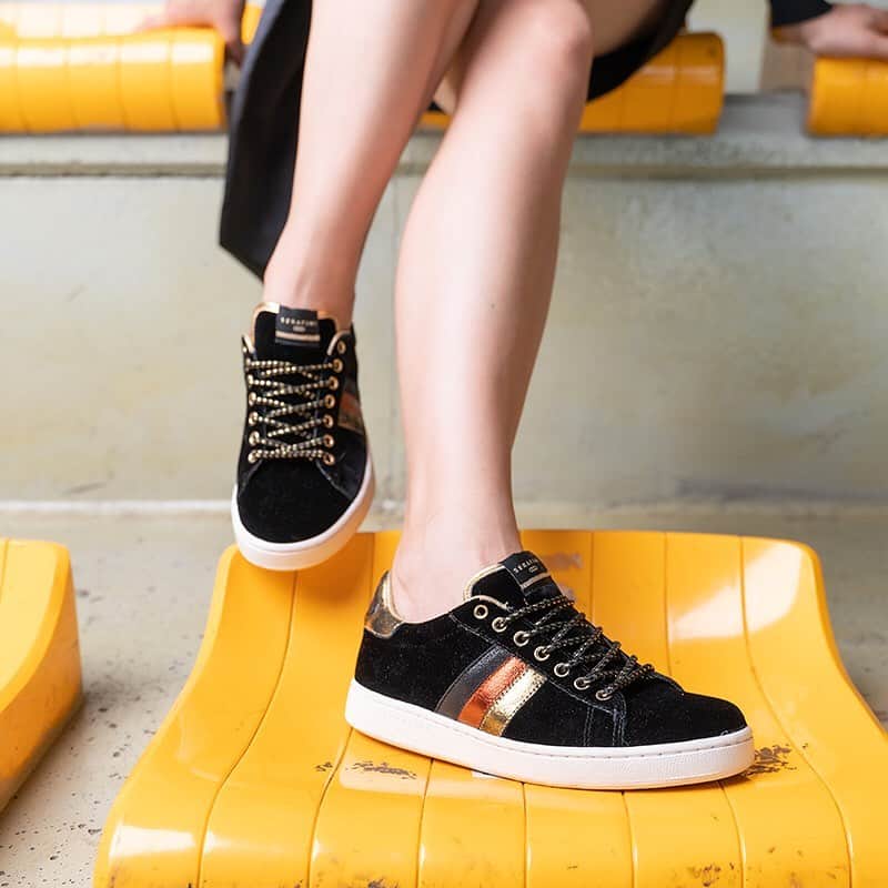 のインスタグラム：「Black is the new black! J. Connors Black, Gold & Orange available online ✨ #Serafinishoes #newin #musthave . . . #fashiongram#shoestrend#sneakers#fashion#shoes#instafashion#fashiontrend#topshoes#shoesaddict#webstagram#sneakerstore#italian#style#fw19#newcollection#trend」