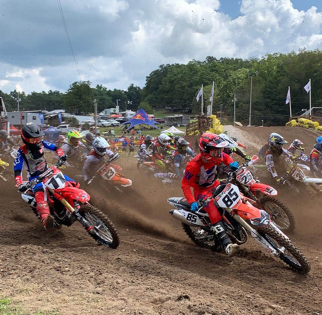 Racer X Onlineさんのインスタグラム写真 - (Racer X OnlineInstagram)「#tbt @lyonsmitty_85 Wyatt Lyonsmith and @grant_harlan (11) both finished in the top ten in the super-competitive 250 Pro Sport class at @lorettalynnmx #motocross #moto #thisismoto #lorettalynnmx」8月9日 2時33分 - racerxonline