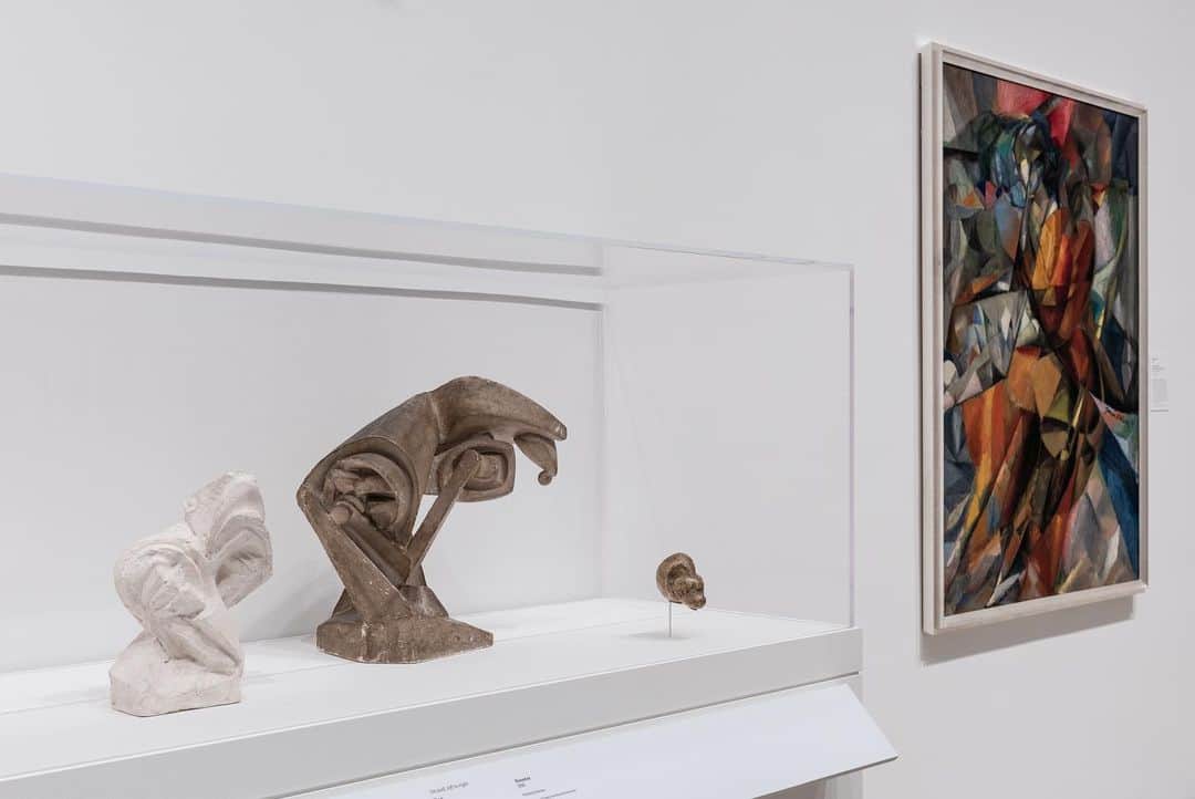 フィラデルフィア美術館さんのインスタグラム写真 - (フィラデルフィア美術館Instagram)「Last chance: "The #Duchamp Family" explores these artistic siblings and the many connections linking their groundbreaking works. On view until August 11.」8月9日 2時34分 - philamuseum