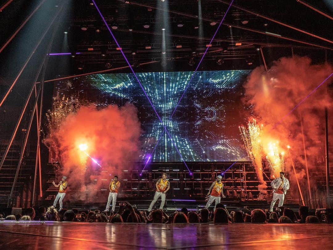 backstreetboysさんのインスタグラム写真 - (backstreetboysInstagram)「Thanks for bringing it, SLC! #BSBSLC #DNAWorldTour」8月9日 3時28分 - backstreetboys