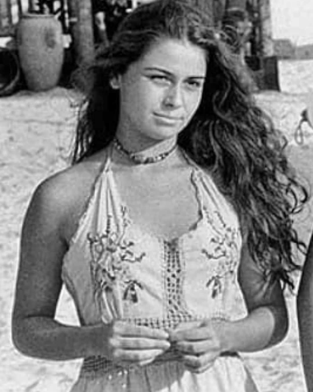 Giovanna Antonelliのインスタグラム：「Ahhhh esse #tbt !!!! #1993🖤 Bem minininha!!!!!!!!」