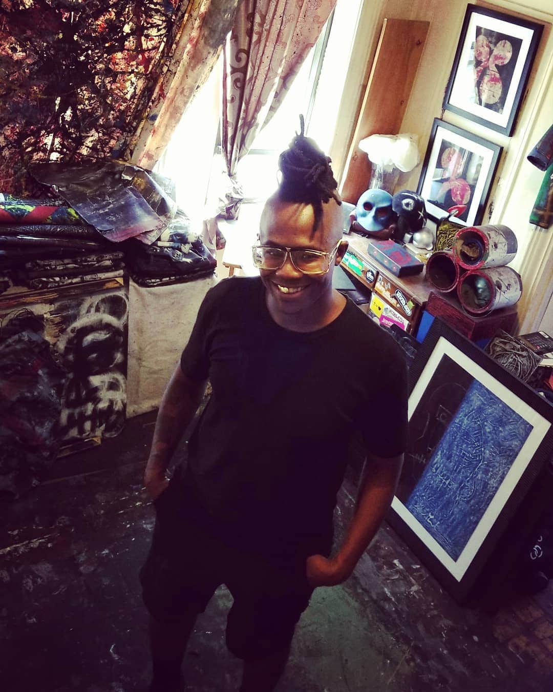 ジョニー・リー・ミラーさんのインスタグラム写真 - (ジョニー・リー・ミラーInstagram)「Wonderful NY artist and all round fine fellow @iamjamelrobinson at his studio in Harlem.」8月9日 4時42分 - jonnylmiller