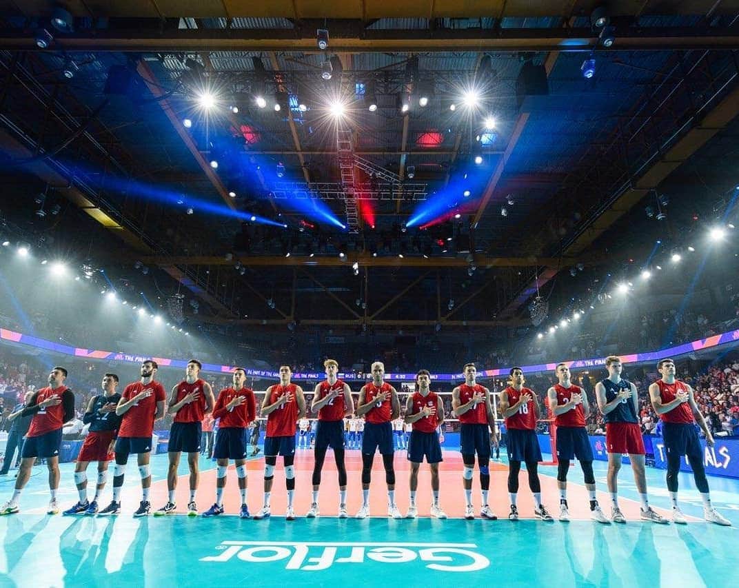 USA Volleyballさんのインスタグラム写真 - (USA VolleyballInstagram)「It's almost here!😃😃😃 --- The Tokyo Qualification Tournament  Aug 9 at 10a PT: USA 🇺🇸 v Belgium 🇧🇪 Aug 10 at 10a PT: USA 🇺🇸 v Korea 🇰🇷 Aug 11 at 7a PT: USA 🇺🇸 v Netherlands 🇳🇱 --- 🔗 in our bio for roster and broadcast」8月9日 6時52分 - usavolleyball